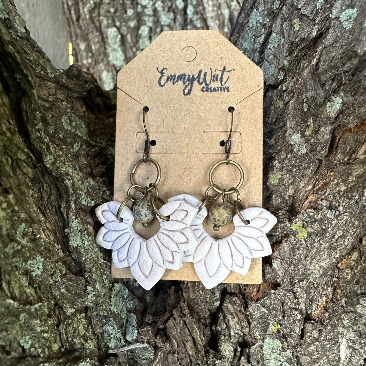 Oatmeal Petal Fan Earrings