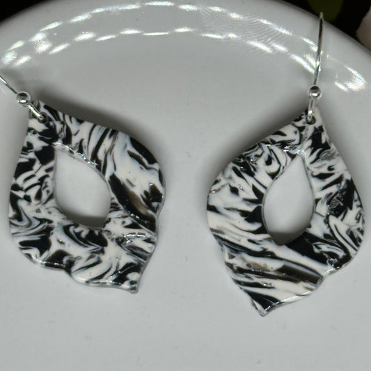 Black & White Marble Filigree Teardrop