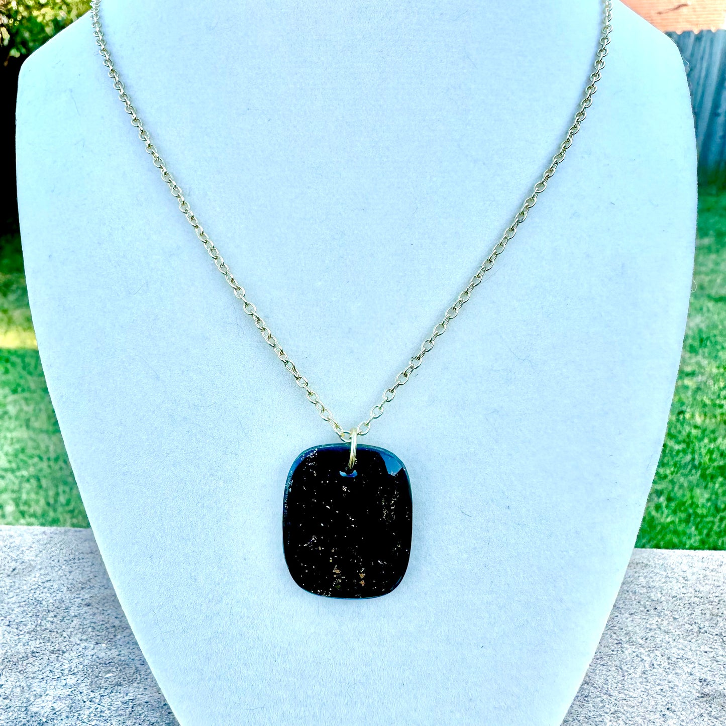 Black and Gold Fleck Necklace