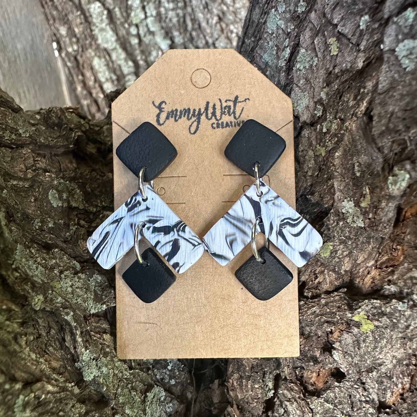 Black and Marble Geometric Drops